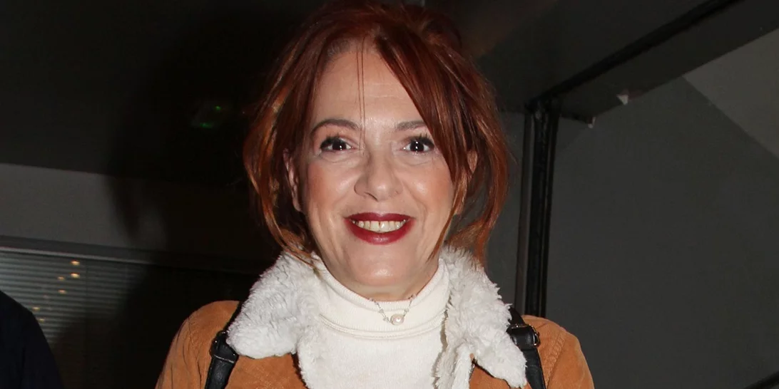 Ελένη Ράντου | Η καλλιτεχνική φωτογραφία με πορτοκαλί μπικίνι που ξετρέλανε τους followers της