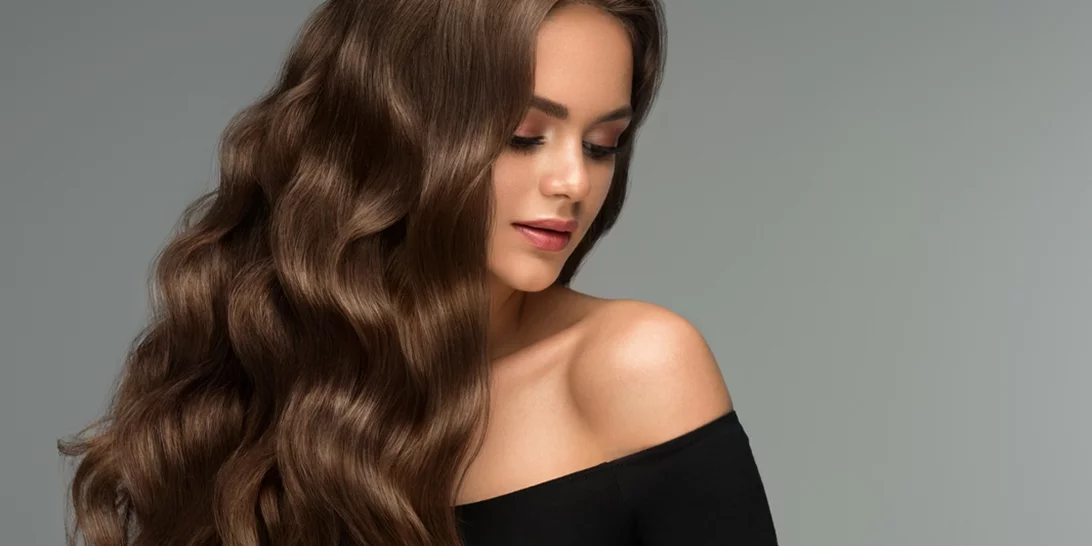 Overnight heatless curls | Ο (πανεύκολος) τρόπος για να κάνεις μπούκλες κομμωτηρίου ενώ... κοιμάσαι