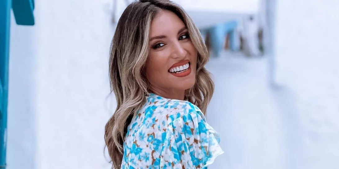 Ο Μάξιμος Μιχόπουλος πήγε στο σχολείο την τελευταία μέρα κρατώντας το χέρι της μαμάς του, Αθηνάς Οικονομάκου