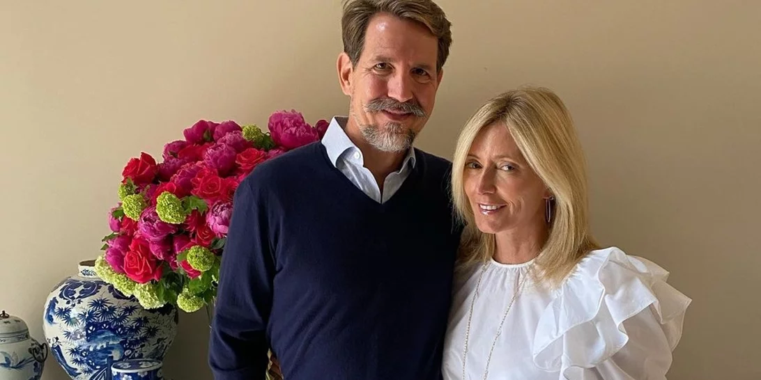 Ο Παύλος Γλύξμπουργκ μάς ξεναγεί στον κοιτώνα του μικρού του γιου, Αριστείδη Σταύρου