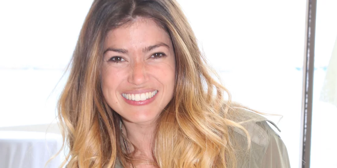 Η Βάσια Κωσταρά μόλις υιοθέτησε το πιο hot κούρεμα