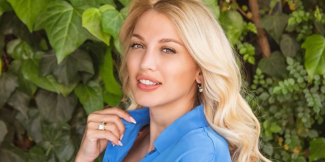 Η αποκάλυψη της Κωνσταντίνας Σπυροπούλου για τη βάπτιση του 5 μηνών γιου της και ο θρησκευτικός γάμος με τον Βασίλη Σταθοκωστόπουλου