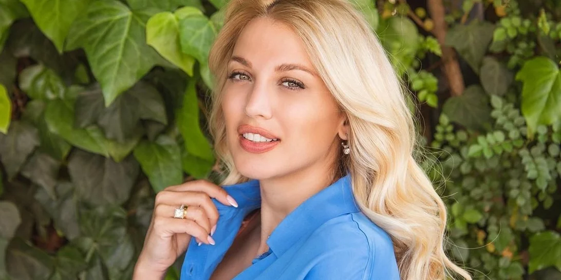 Κωνσταντίνα Σπυροπούλου | Κάνει βόλτα με τον 6 μηνών γιο της και τρώει παγωτό στην πιο γλυκιά φωτογραφία