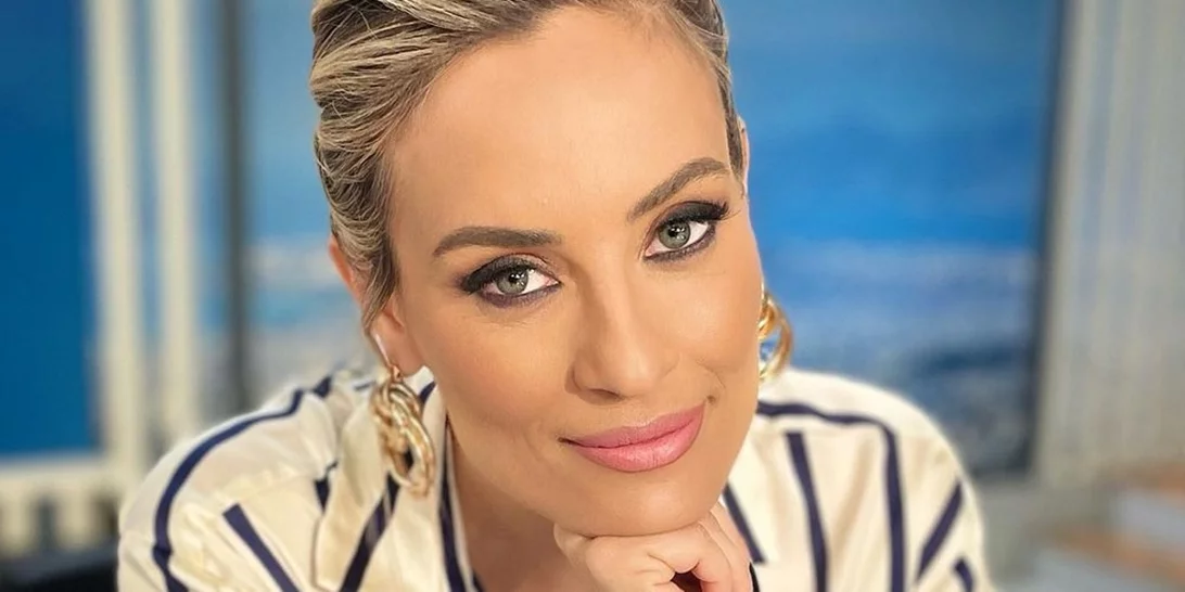 Ελεονώρα Μελέτη | "Όταν οι γυναίκες δε μπορούν να κοινωνήσουν γιατί έχουν περίοδο, σε κάνει να νιώθεις παρείσακτη"