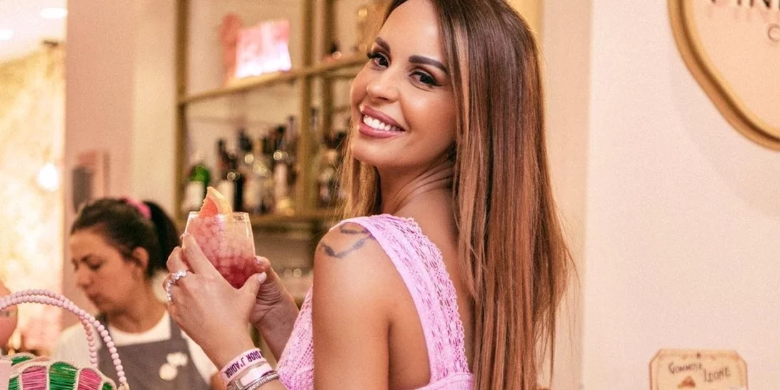 Γραμμωμένοι κοιλιακοί και μαλλιά μέχρι τη μέση | Η Μαρία Ζαγοράκη μόλις έκανε την πιο σέξι της εμφάνιση