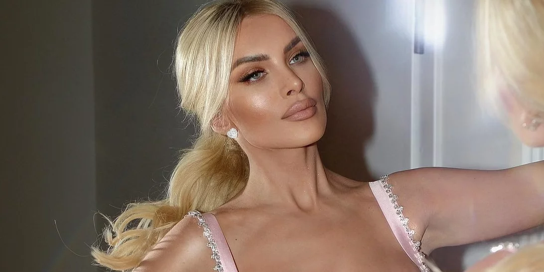 Η Κατερίνα Καινούριου υιοθέτησε το ξεπερασμένο μανικιούρ που επιστρέφει δυναμικά στη μόδα