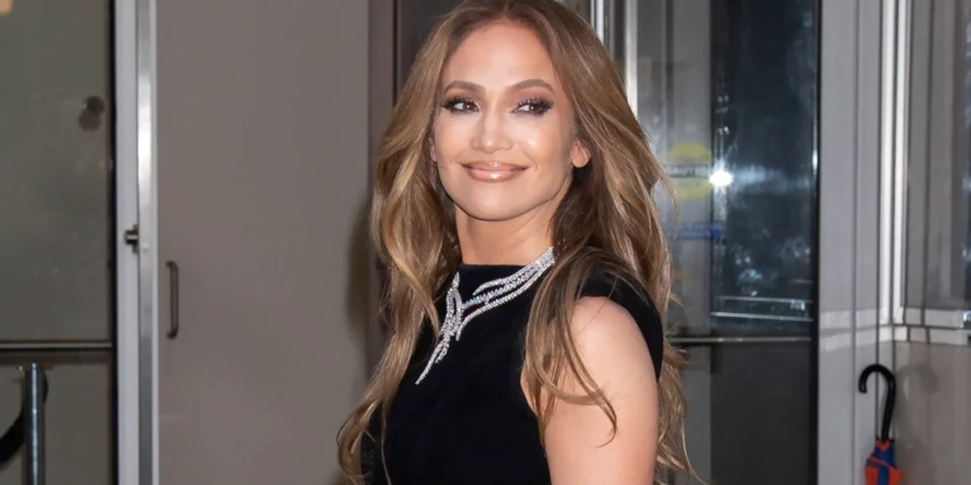 Το χρώμα μαλλιών που κάνει κάθε γυναίκα να δείχνει 10 χρόνια νεότερη