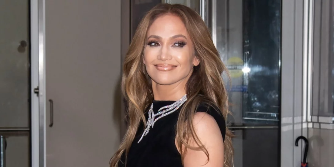 Bronde | Η Jennifer Lopez έβαψε τα μαλλιά της στο πιο όμορφο χρώμα της σεζόν
