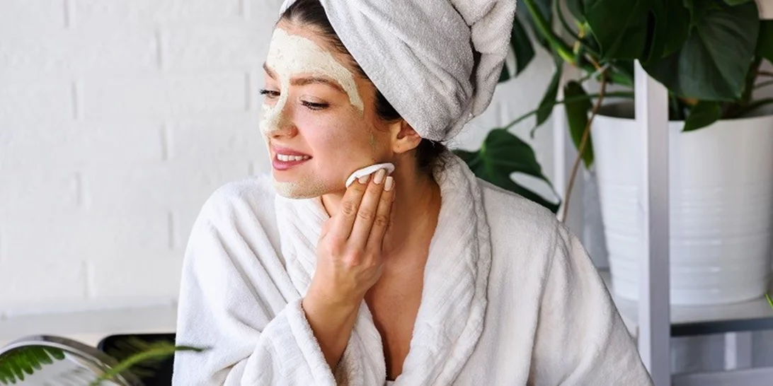 Η μάσκα που λατρεύουν όλες οι ξηρές επιδερμίδες είναι απίστευτα οικονομική