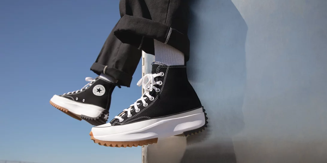 Τρία ζευγάρια sneakers που θα φοράς συνέχεια αυτή την άνοιξη