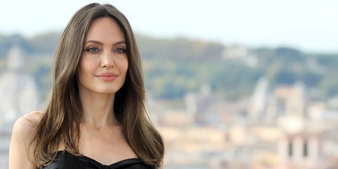 Angelina Jolie | Η συγκινητική ανάρτηση για τα 15 χρόνια από τον θάνατο της μητέρας της