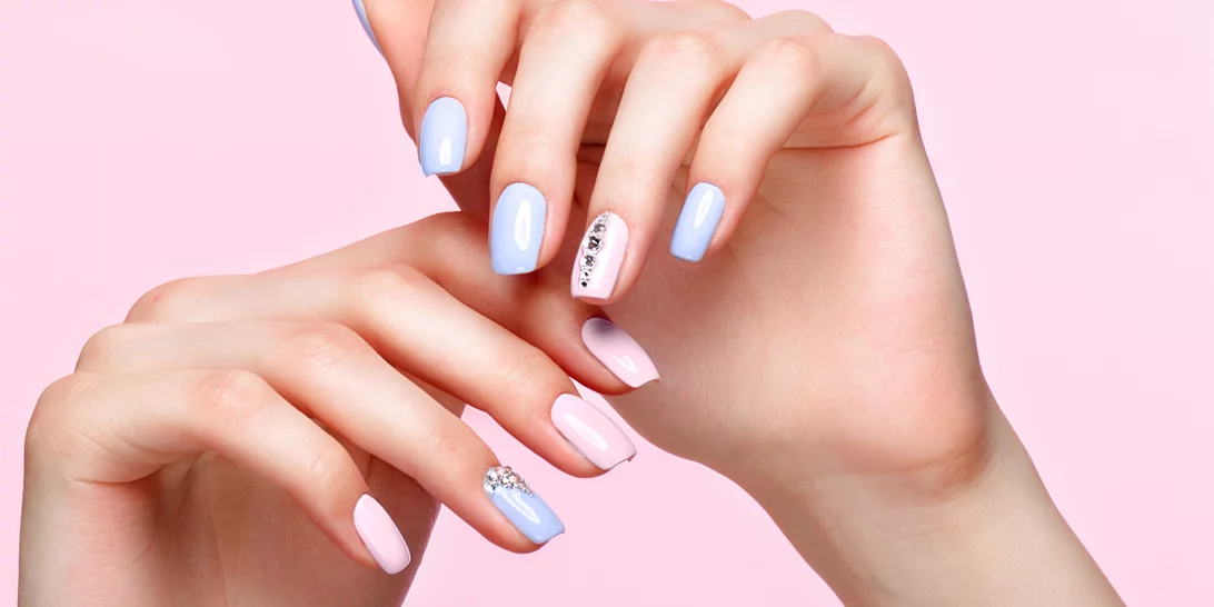 20 ανοιξιάτικα nail looks που πρέπει να δεις πριν πας για μανικιούρ