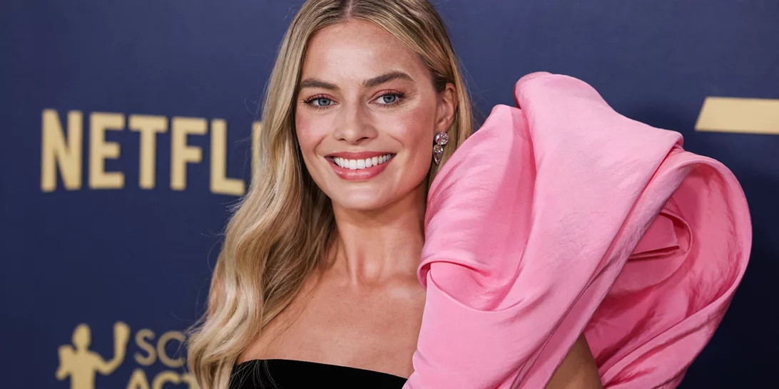Margot Robbie | Με πιο κοντά μαλλιά από ποτέ, το νέο της κούρεμα δείχνει σύγχρονο και classy