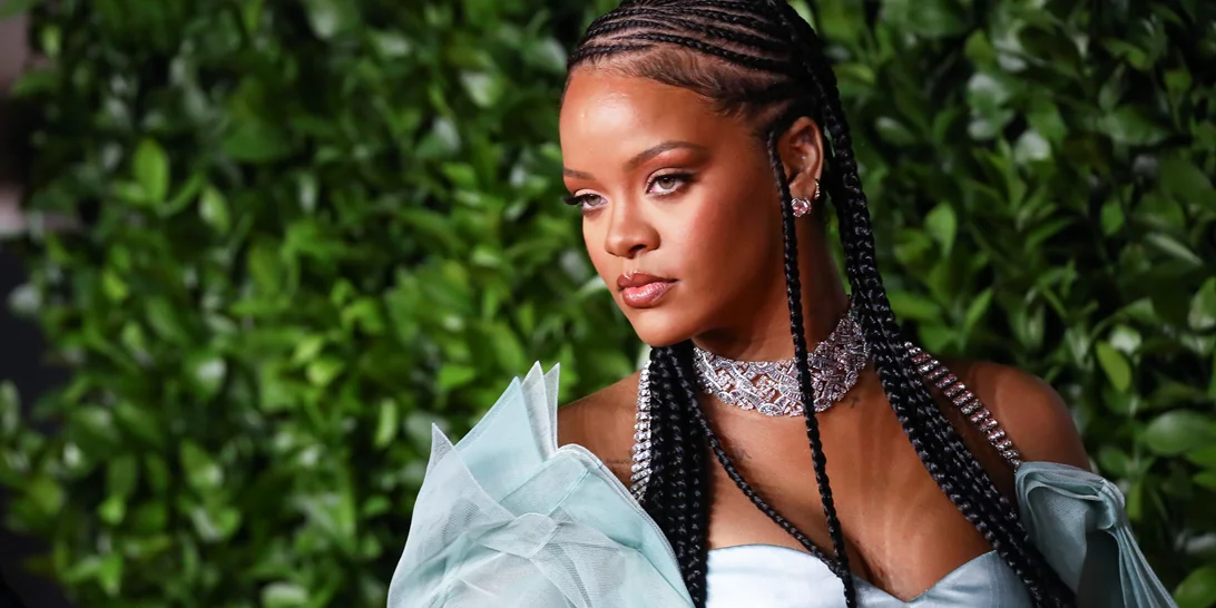 Rihanna | Γιατί οι fans της θέλουν να μποϊκοτάρουν το brand της;
