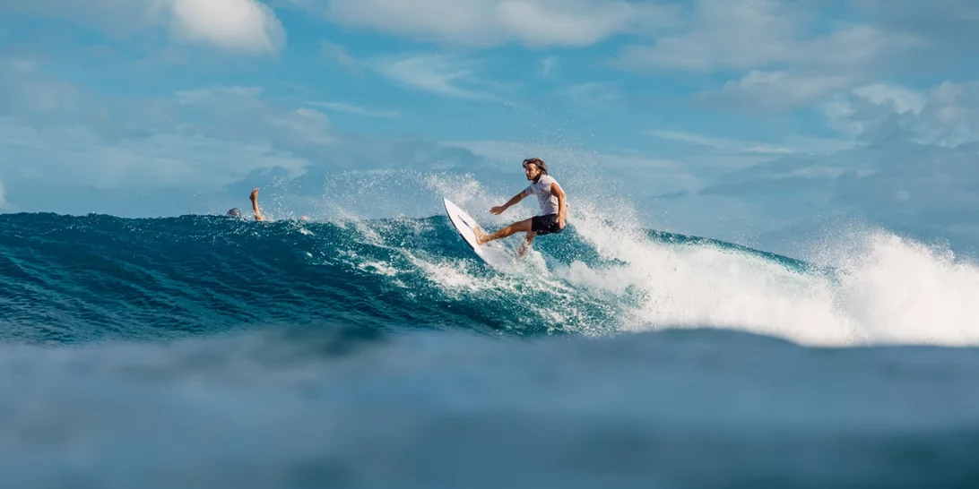Πάρος | Αγωνία για τον 42χρονο σέρφερ που αγνοείται - Συνεχίζονται οι έρευνες