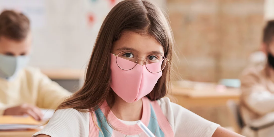Σχολεία | Τέλος όλα τα μέτρα για τον κορονοϊό - Κανονικά οι απουσίες για τους μαθητές που νοσούν