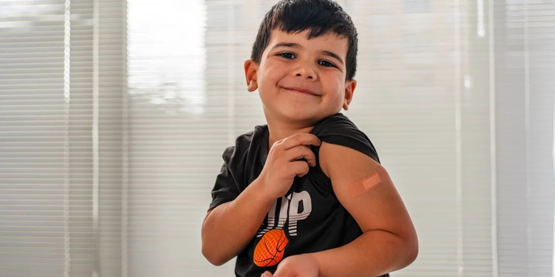 Μηνιγγίτιδα Β | Όσα πρέπει να γνωρίζουν οι γονείς για αυτή τη σοβαρή νόσο