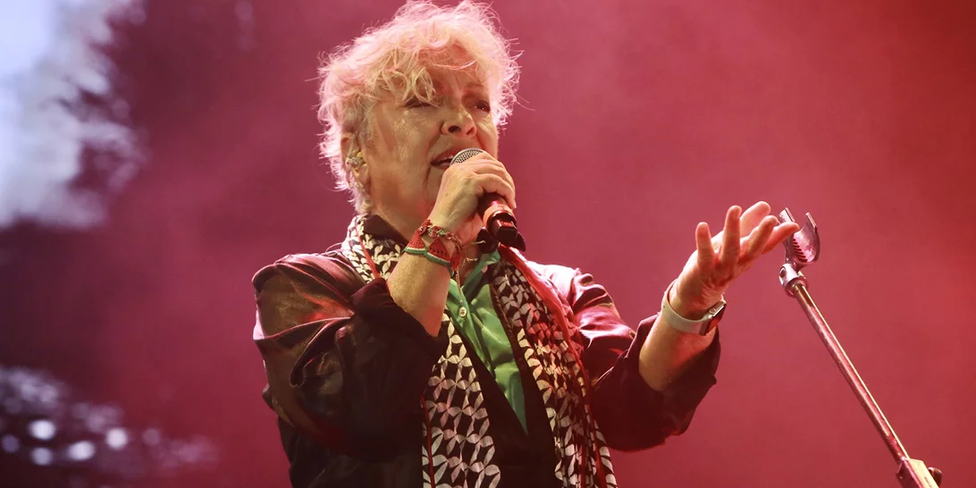 Τάνια Τσανακλίδου για Φοίβο Δεληβοριά | "Είσαι πλέον και η δική μου φωνή, ο δικός μου άνθρωπος, ο δάσκαλος. Σ’ αγαπώ"