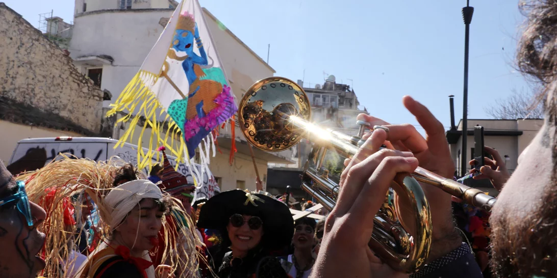 Οι... παρενέργειες του καρναβαλιού στην Πάτρα: 600 άτομα κατέληξαν στο νοσοκομείο