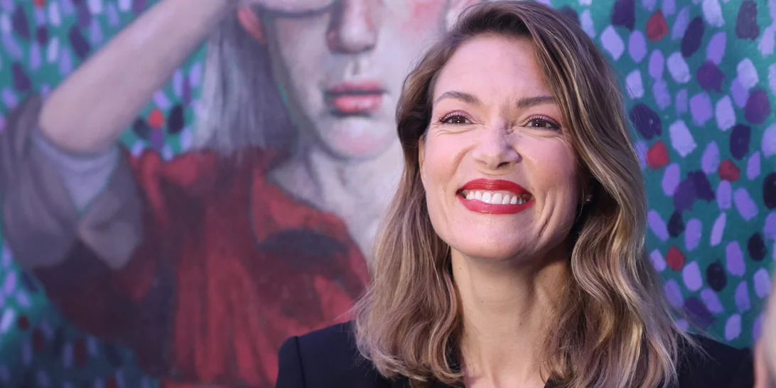 Ο french chic τρόπος που θα φορέσεις τη mini φούστα την άνοιξη σύμφωνα με τη Βίκυ Καγιά