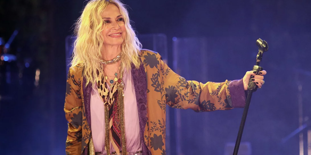 Η Άννα Βίσση αυτοτρολάρεται με μία ατάκα από το "Παρά Πέντε" που έχει αφήσει ιστορία | Το χιουμοριστικό βίντεο με την Ελισάβετ Κωνσταντινίδου