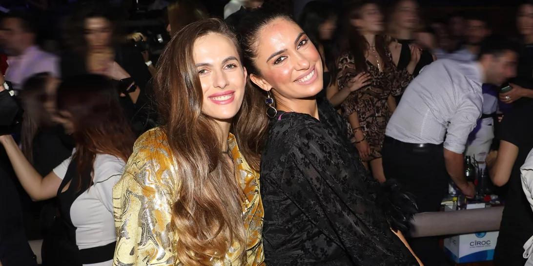 Άννα και Τέα Πρέλεβιτς | Μας συστήνουν την πανέμορφη μητέρα τους μέσα από μία υπέροχη φωτογραφία