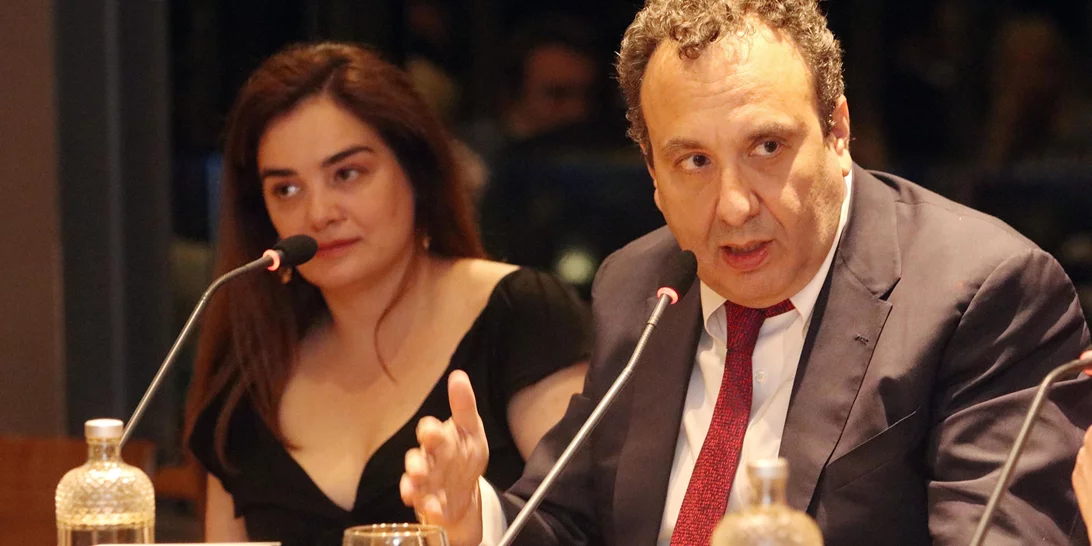 Και ο Χωμενίδης στηρίζει τον Σαββόπουλο | Διάφοροι "ο,τινάνοι" τον βρίζουν...