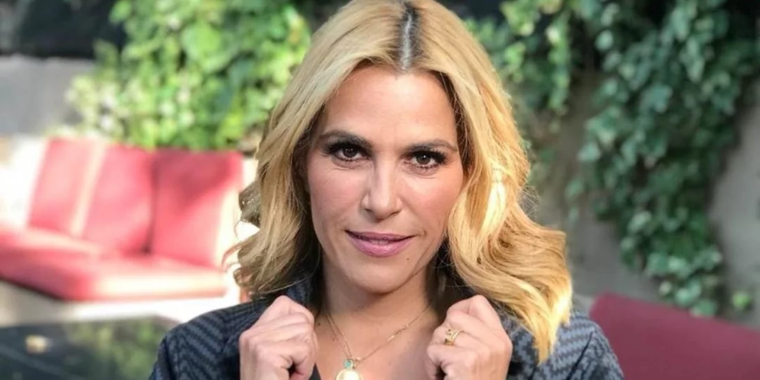 Η Τζένη Μπότση στο κομμωτήριο | Έκανε το καταλληλότερο χτένισμα για τον καύσωνα