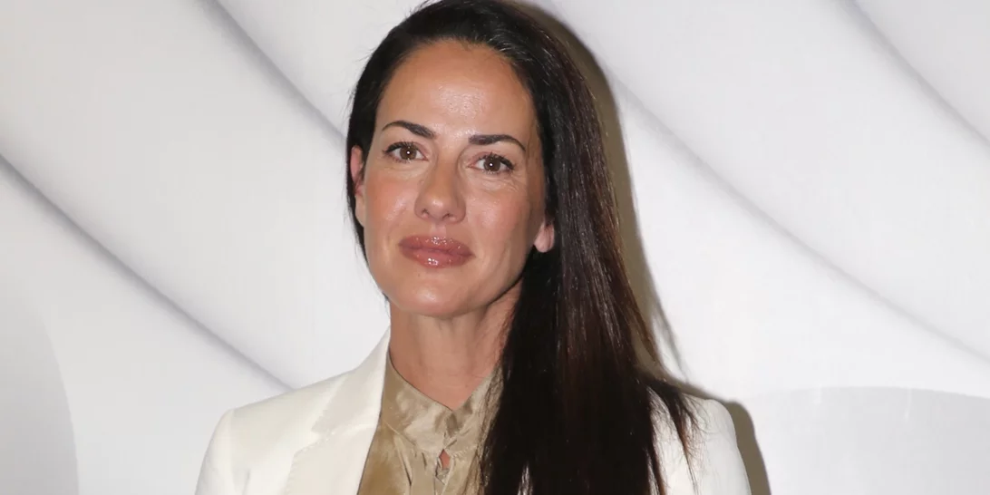 Η Εύη Αδάμ κάνει διακοπές στη Μύκονο μαζί με τις πανέμορφες κόρες της, Δανάη και Νεφέλη Λιβιεράτου