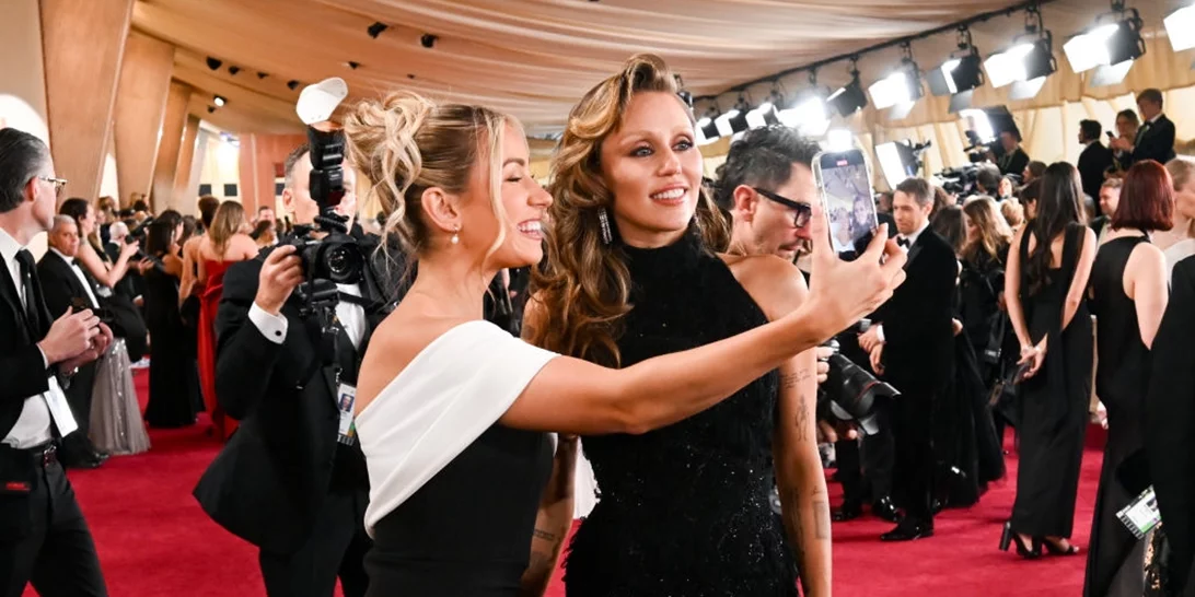 Oscars 2025 | Αυτή ήταν η πιο αμφιλεγόμενη εμφάνιση στο κόκκινο χαλί