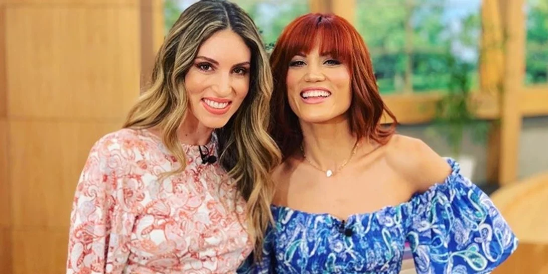 Η Μαίρη Συνατσάκη μιλάει ξεκάθαρα για τη σχέση της με την Αθηνά Οικονομάκου