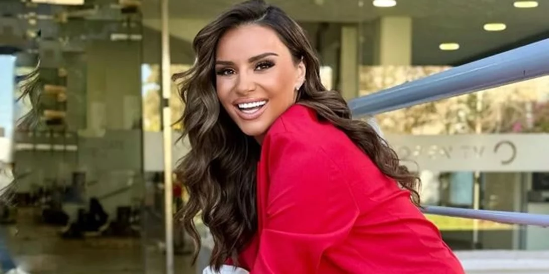 Καλλιτεχνική βραδιά για την Ελένη Τσολάκη | Η θεατρική παράσταση που παρακολούθησε