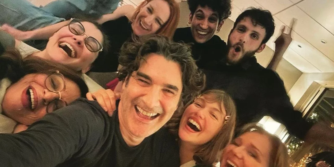 "Για να ετοιμαζόμαστε σιγά σιγά…" | Ο Γιώργος Μπένος προετοιμάζει τους θαυμαστές του "Maestro" για τη δεύτερη σεζόν