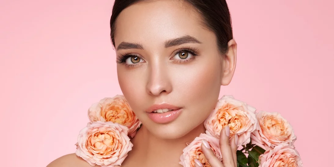 Τα προϊόντα που θα σου χαρίσουν την πιο ελαστική και φωτεινή επιδερμίδα