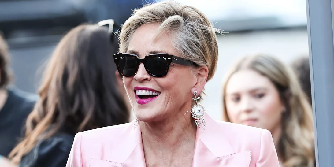 Μερικά εκατομμύρια likes για το μπικίνι της Sharon Stone