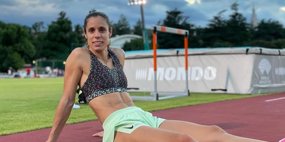 Κατερίνα Στεφανίδη | "Μεγαλώνω έναν εξωγήινο μέσα στο πόδι μου"