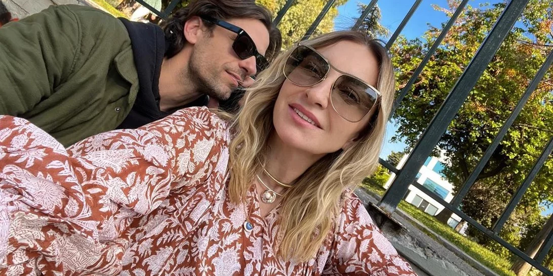 Χωρίς μαγιό | Η Ρούλα Ρέβη τράβηξε τις πιο καλλιτεχνικές κι αισθησιακές φωτογραφίες του Αποστόλη Τότσικα