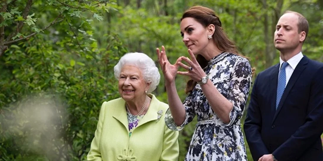 Όταν η Kate Middleton "έσπασε" έναν από τους άγραφους κανόνες της βασίλισσας Ελισάβετ