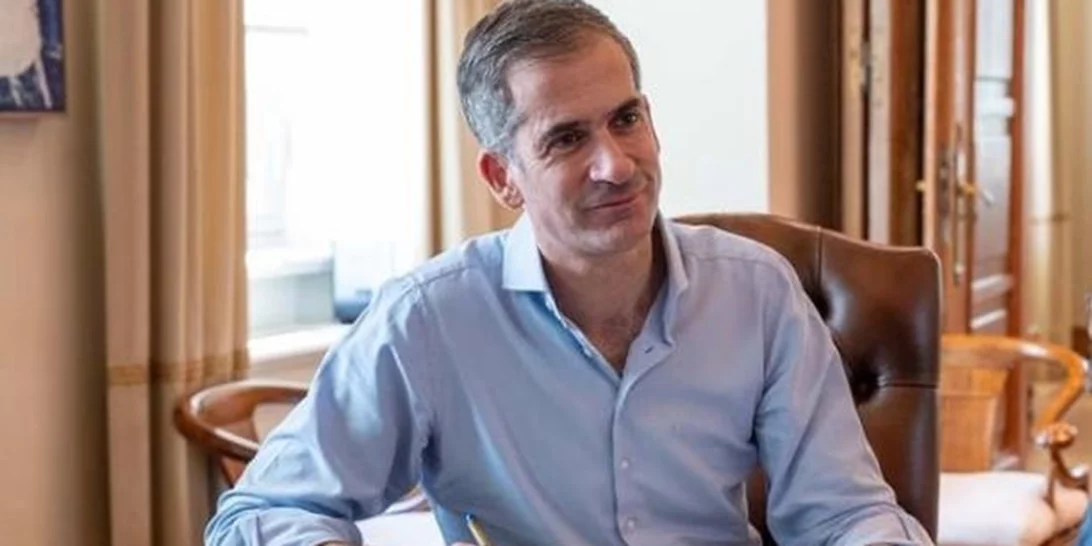 Ο Κώστας Μπακογιάννης όπως δεν τον έχουμε ξανά δει | Η συγκινητική ανάρτηση για τον γιο του