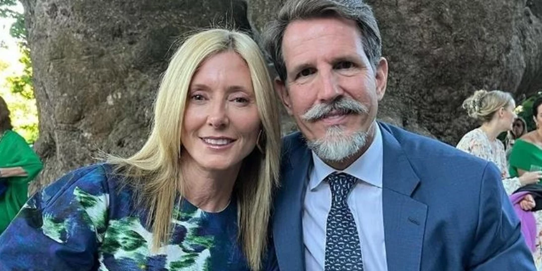 Παύλος & Marie - Chantal | Ξέγνοιαστες διακοπές με τα παιδιά τους στην Αμοργό - Οι συγκλονιστικές φωτογραφίες