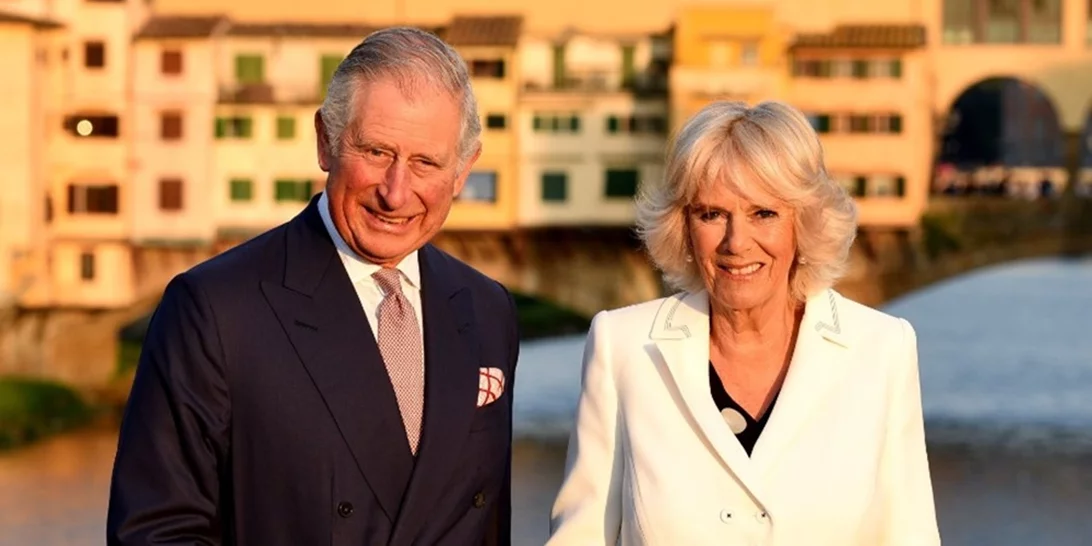 Η αλλαγή στην εμφάνιση της Καμίλα μετά την ανακήρυξή της σε queen consort