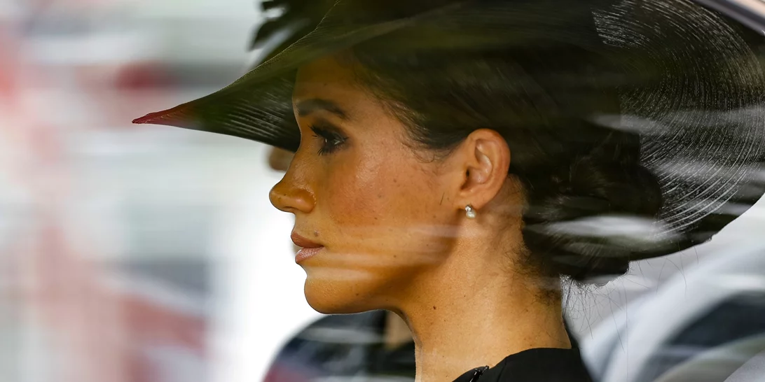 Meghan Markle | Ο πραγματικός λόγος που δεν θα παραστεί στην στέψη του βασιλιά Charles III