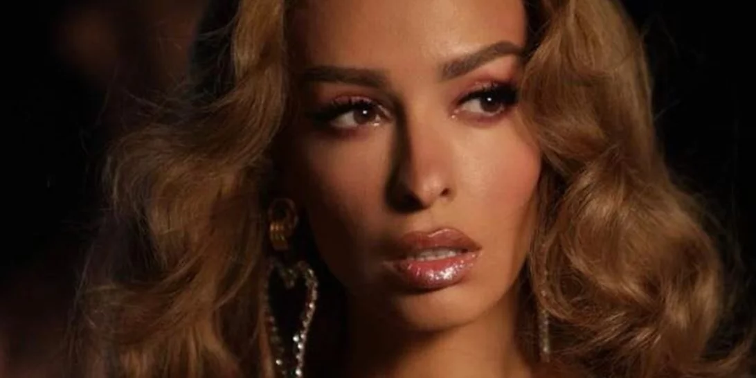 Η Ελένη Φουρέιρα έγινε κατάξανθη | Δες το νέο hair look της