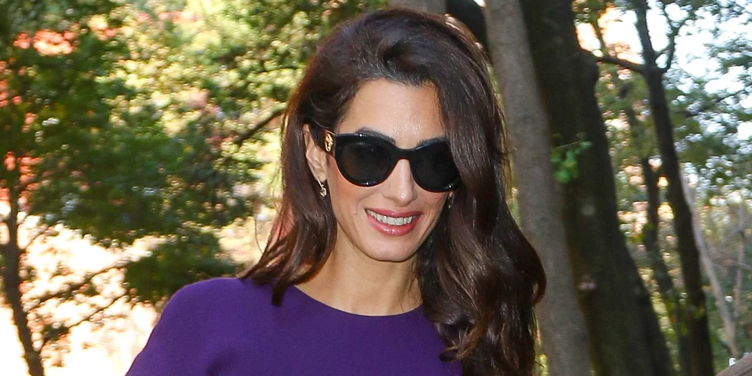 Amal Clooney | Το σέξι χτένισμά της κάνει ακόμα και τα πιο λεπτά μαλλιά να δείχνουν εξαιρετικά πλούσια