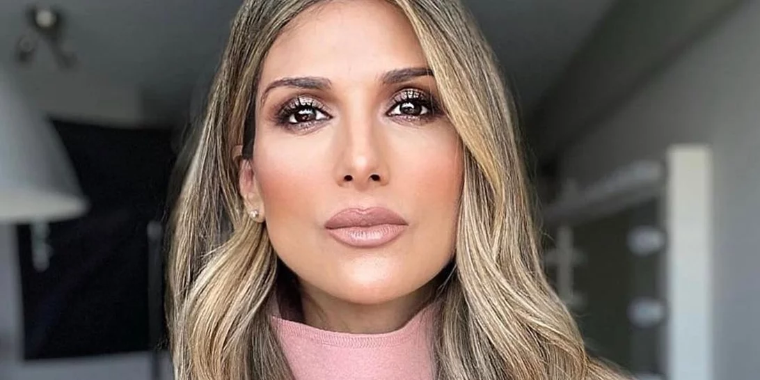 Η Ρούλα Σταματοπούλου στόλισε το Χριστουγεννιάτικο δέντρο της με τη βοήθεια του γλυκύτατου γιου της, Άγγελου