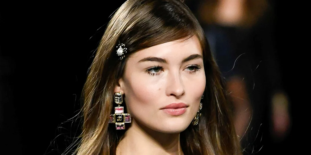 Λιπαρά μαλλιά | 3 pro tips για να διατηρήσεις φρέσκο το hair look σου όσο το δυνατόν περισσότερο