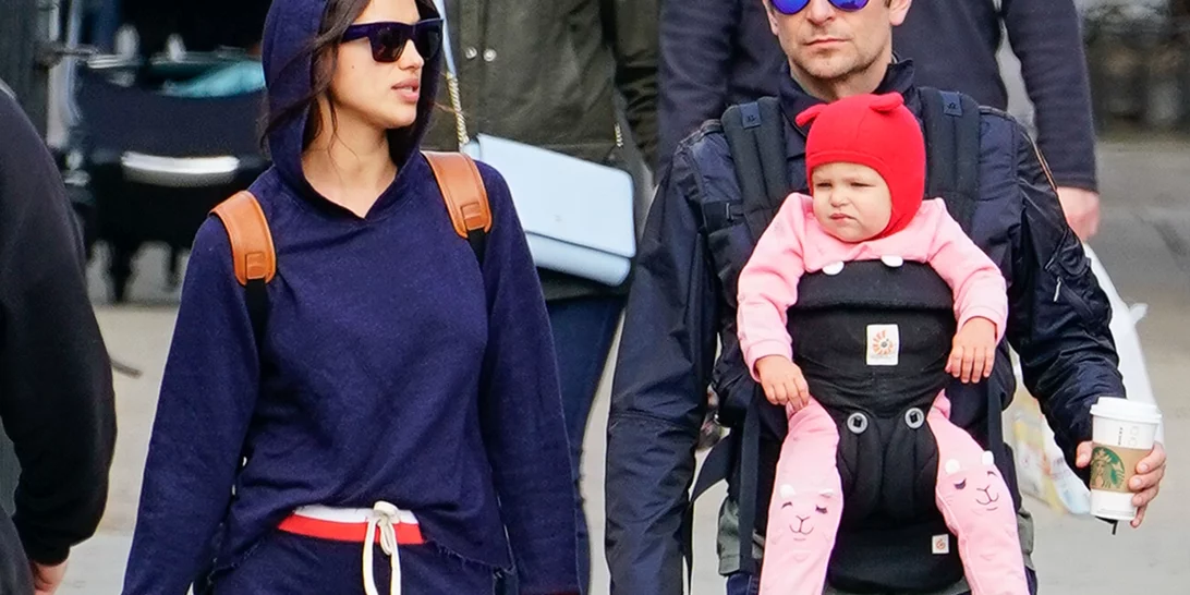 Η κόρη της Irina Shayk και του Bradley Cooper με το πιο cute ολόσωμο μαγιό