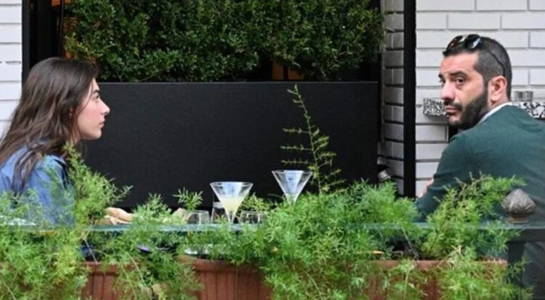 Λεωνίδας Κουτσόπουλος | Η φωτογραφία της Χρύσας Μιχαλοπούλου στο προφίλ του