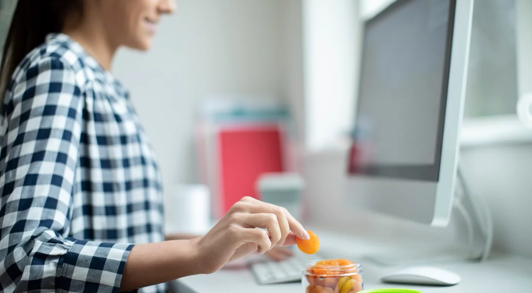 Εύκολο και υγιεινό σνακ | Ρωτήσαμε 10 διαιτολόγους τι προτιμούν