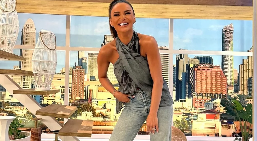 Η Ελένη Τσολάκη με το print που όλες λατρεύουμε να φοράμε